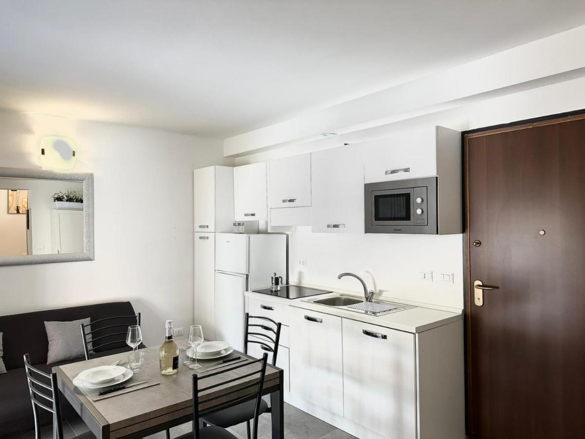 Sky Loft Airport - Modern Apt 1St Floor Apartment Bologna Exterior foto